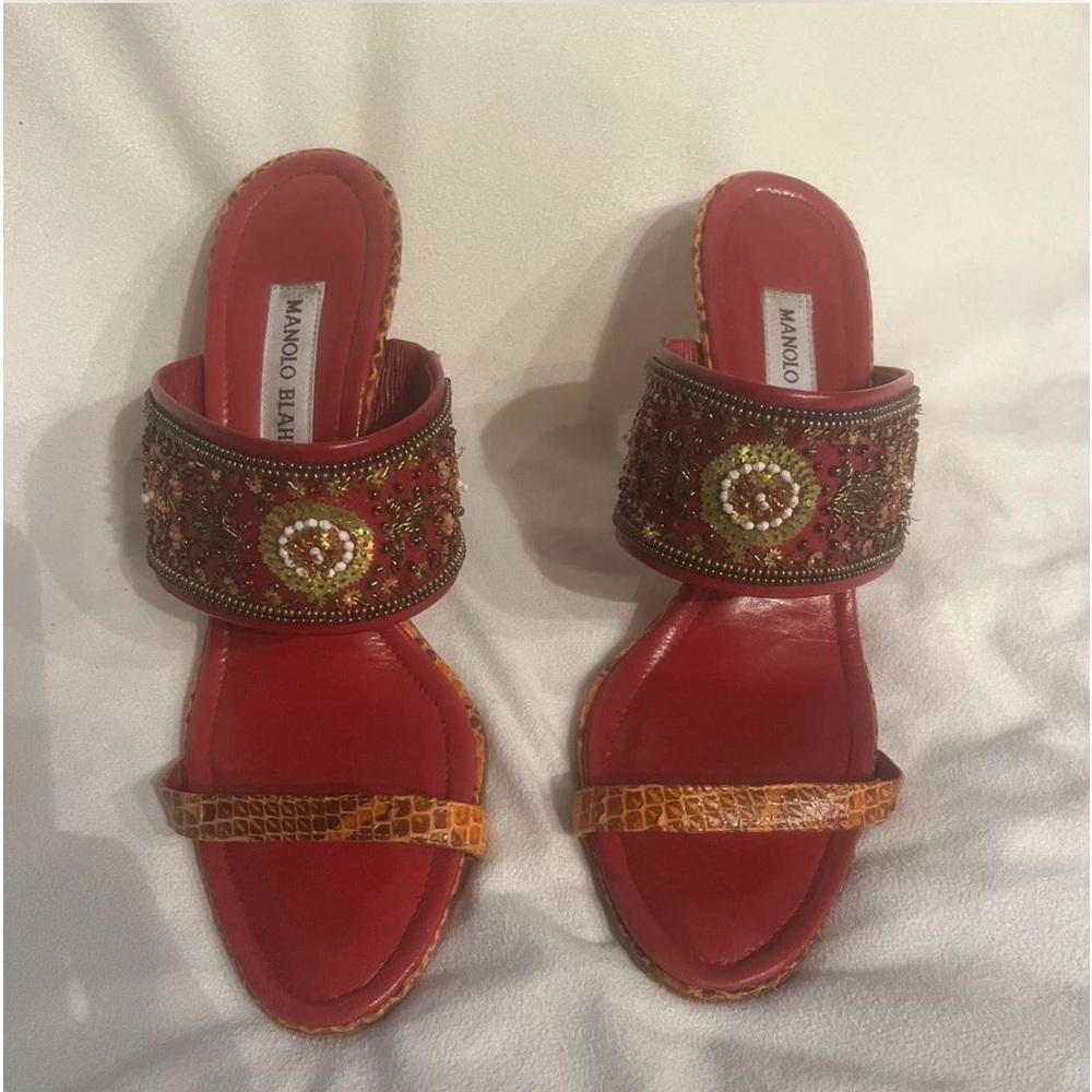 STUNNING Red & Orange Manolo Blahnik Beaded Heels